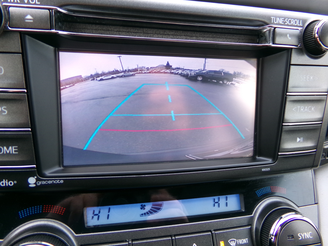 Toyota RAV4 AWD 4dr XLE (Natl) 2014