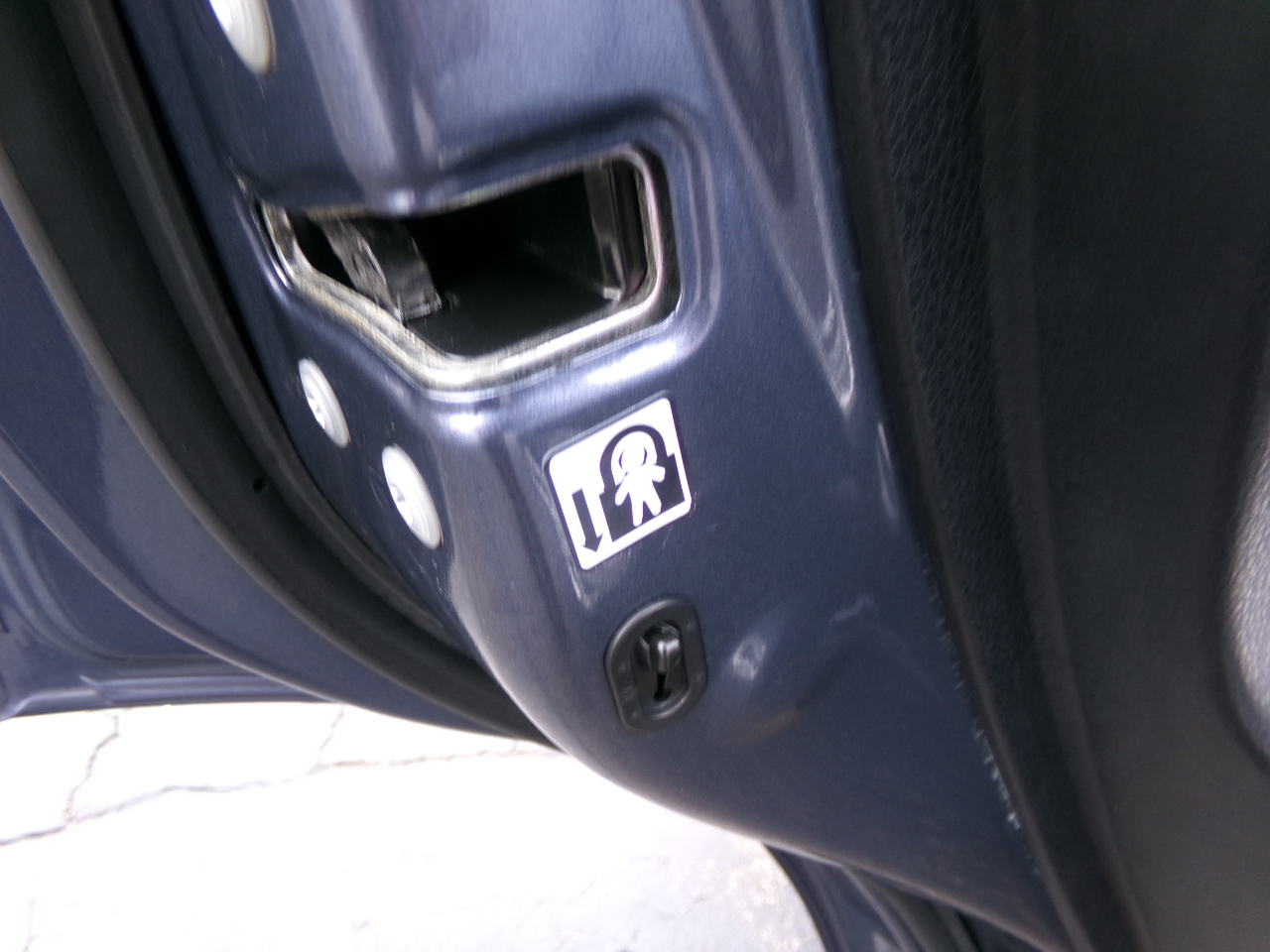 Toyota RAV4 AWD 4dr XLE (Natl) 2014