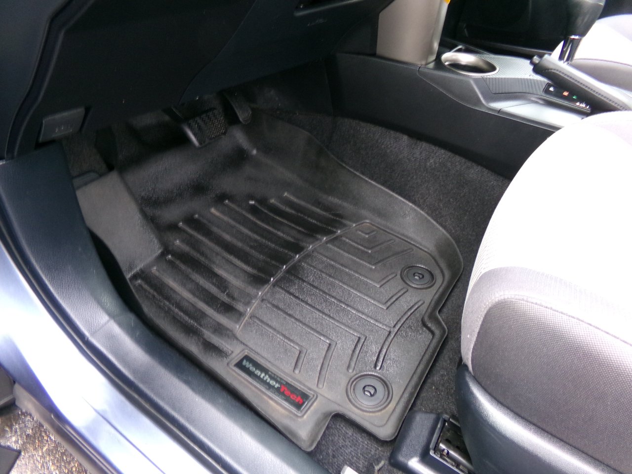 Toyota RAV4 AWD 4dr XLE (Natl) 2014