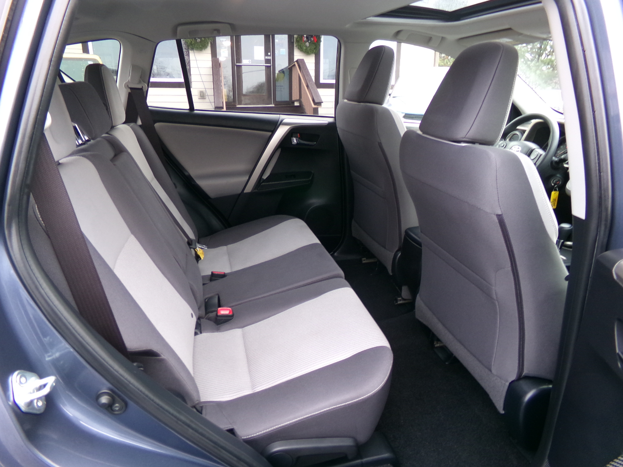 Toyota RAV4 AWD 4dr XLE (Natl) 2014