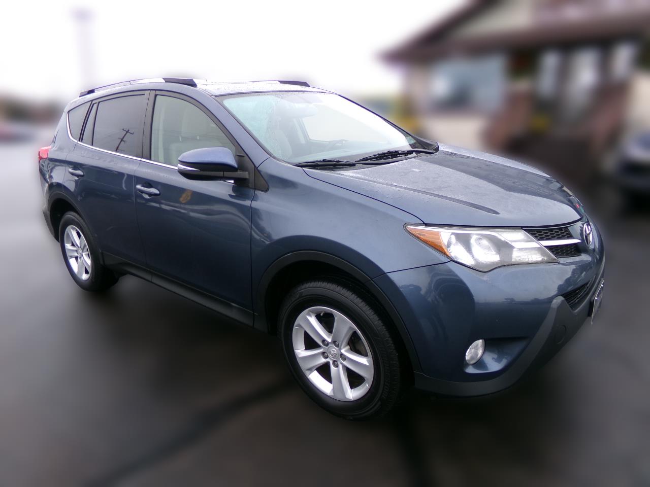 Toyota RAV4 AWD 4dr XLE (Natl) 2014