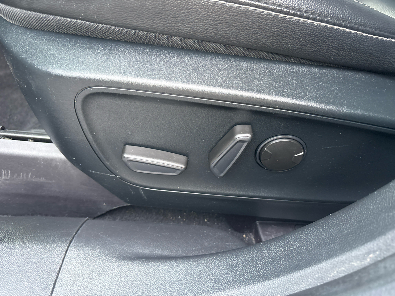 Ford Escape Titanium Hybrid AWD 2020