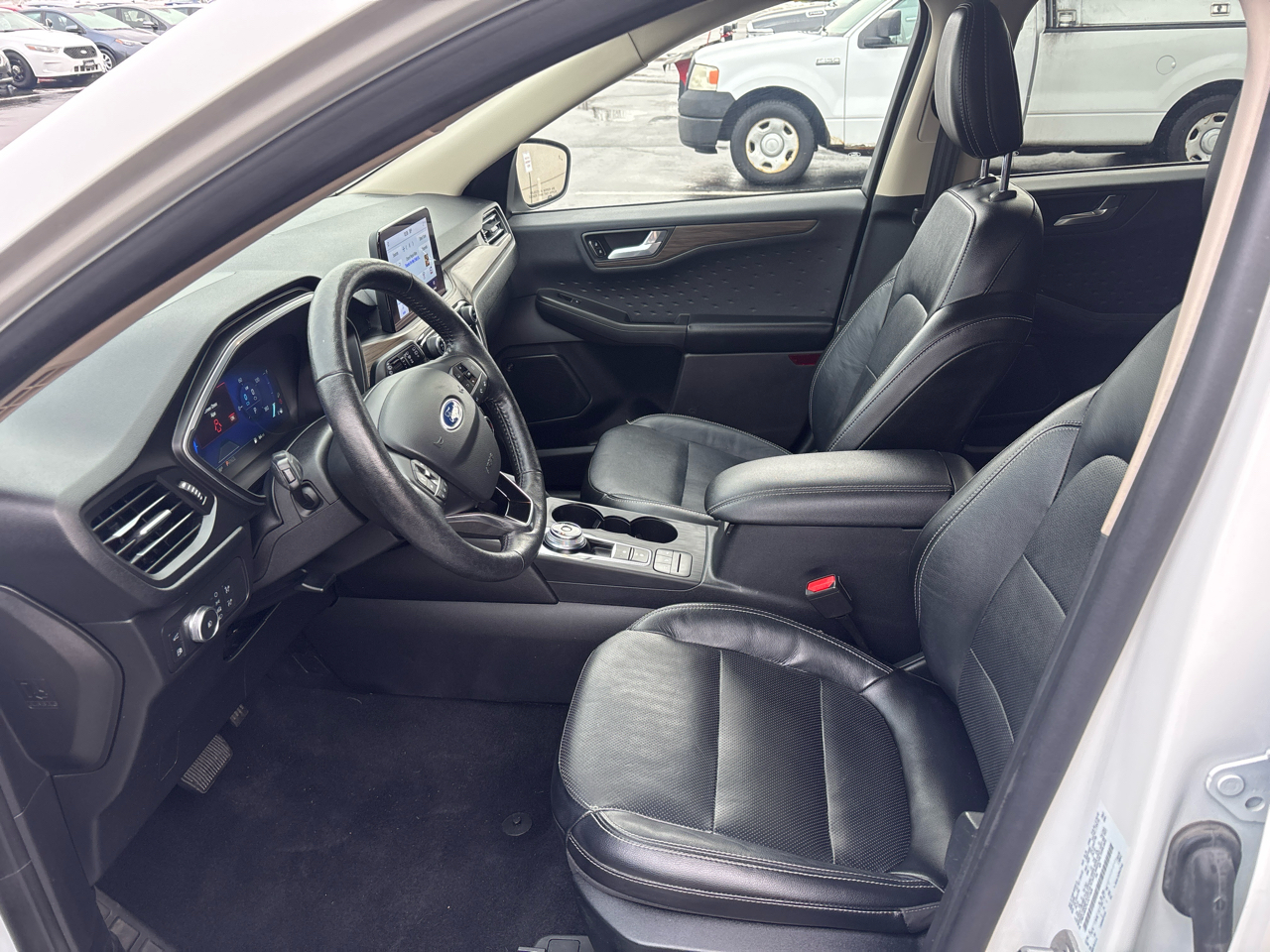 Ford Escape Titanium Hybrid AWD 2020