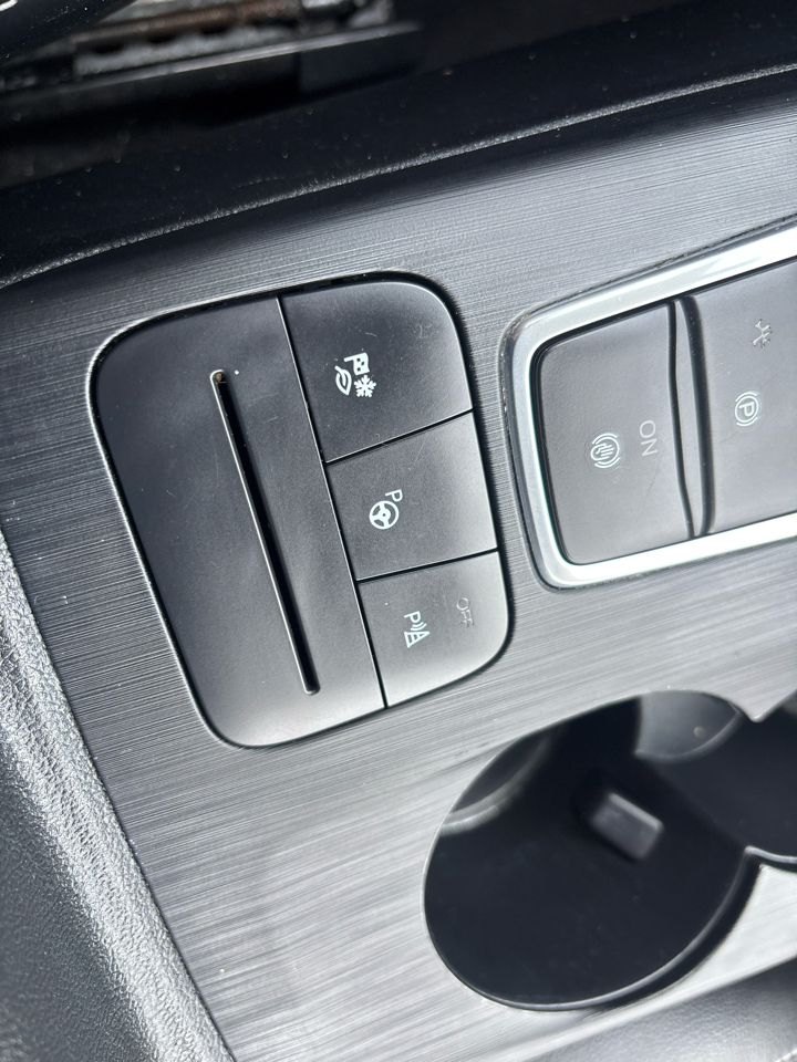 Ford Escape Titanium Hybrid AWD 2020