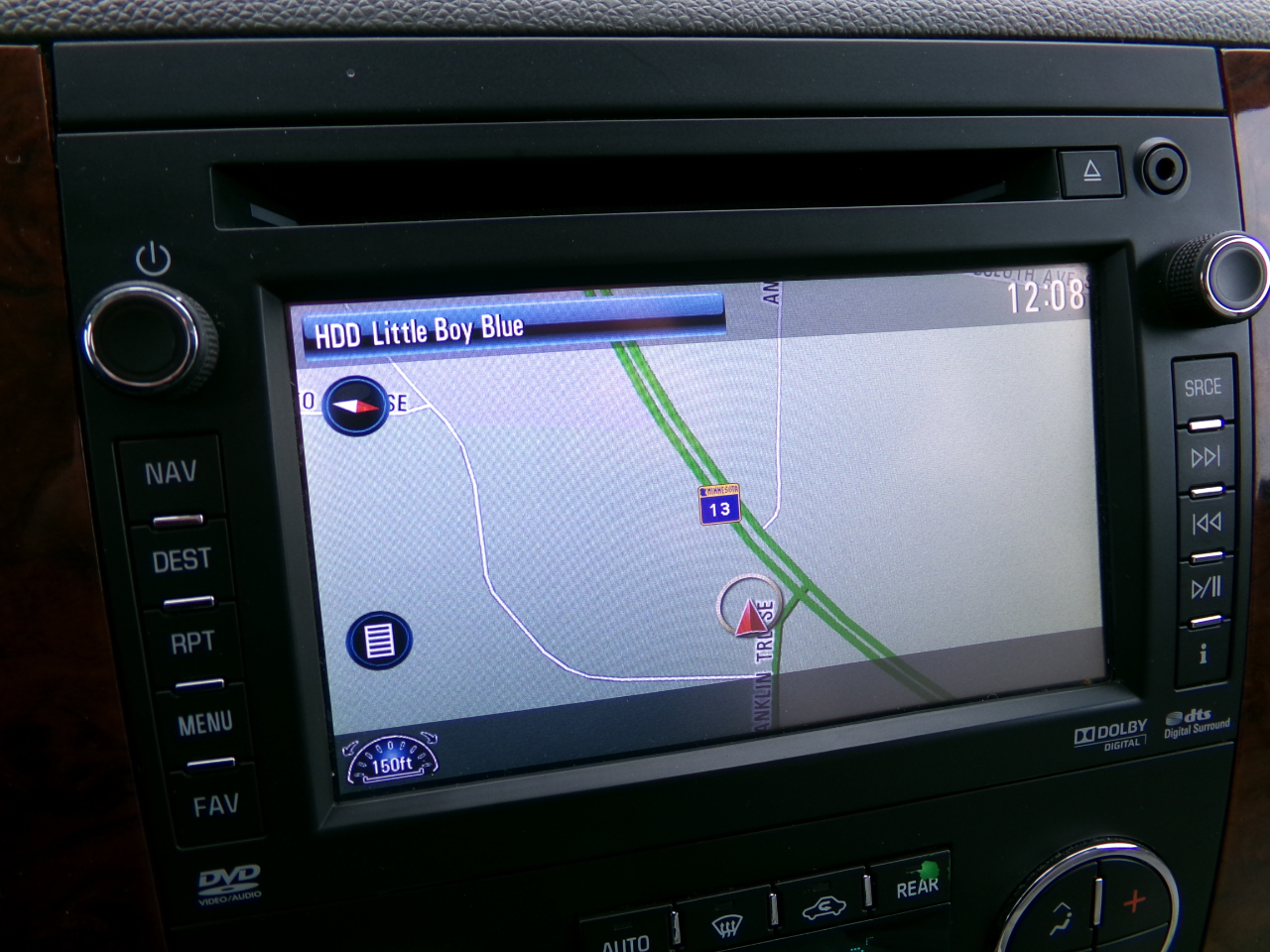 Chevrolet Suburban 4WD 4dr 1500 LTZ 2013