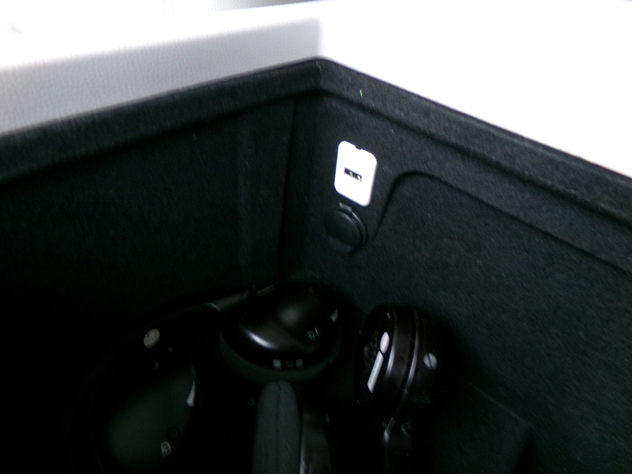 Chevrolet Suburban 4WD 4dr 1500 LTZ 2013