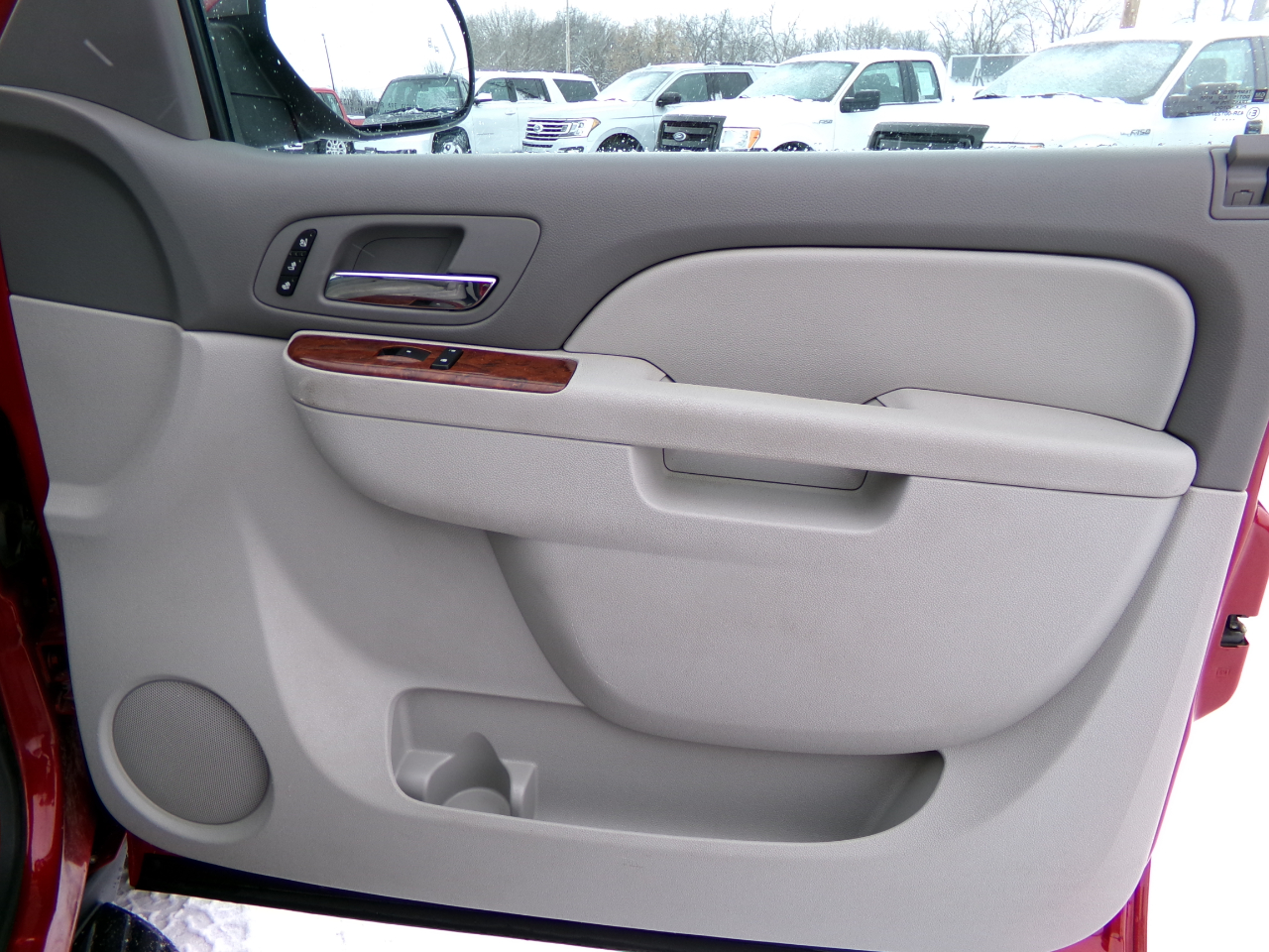 Chevrolet Suburban 4WD 4dr 1500 LTZ 2013