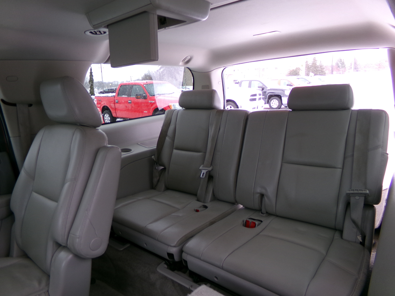 Chevrolet Suburban 4WD 4dr 1500 LTZ 2013