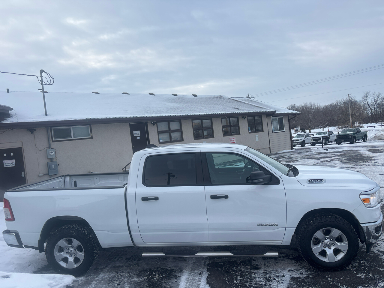 RAM 1500 Lone Star 4x4 Crew Cab 6'4" Box 2023