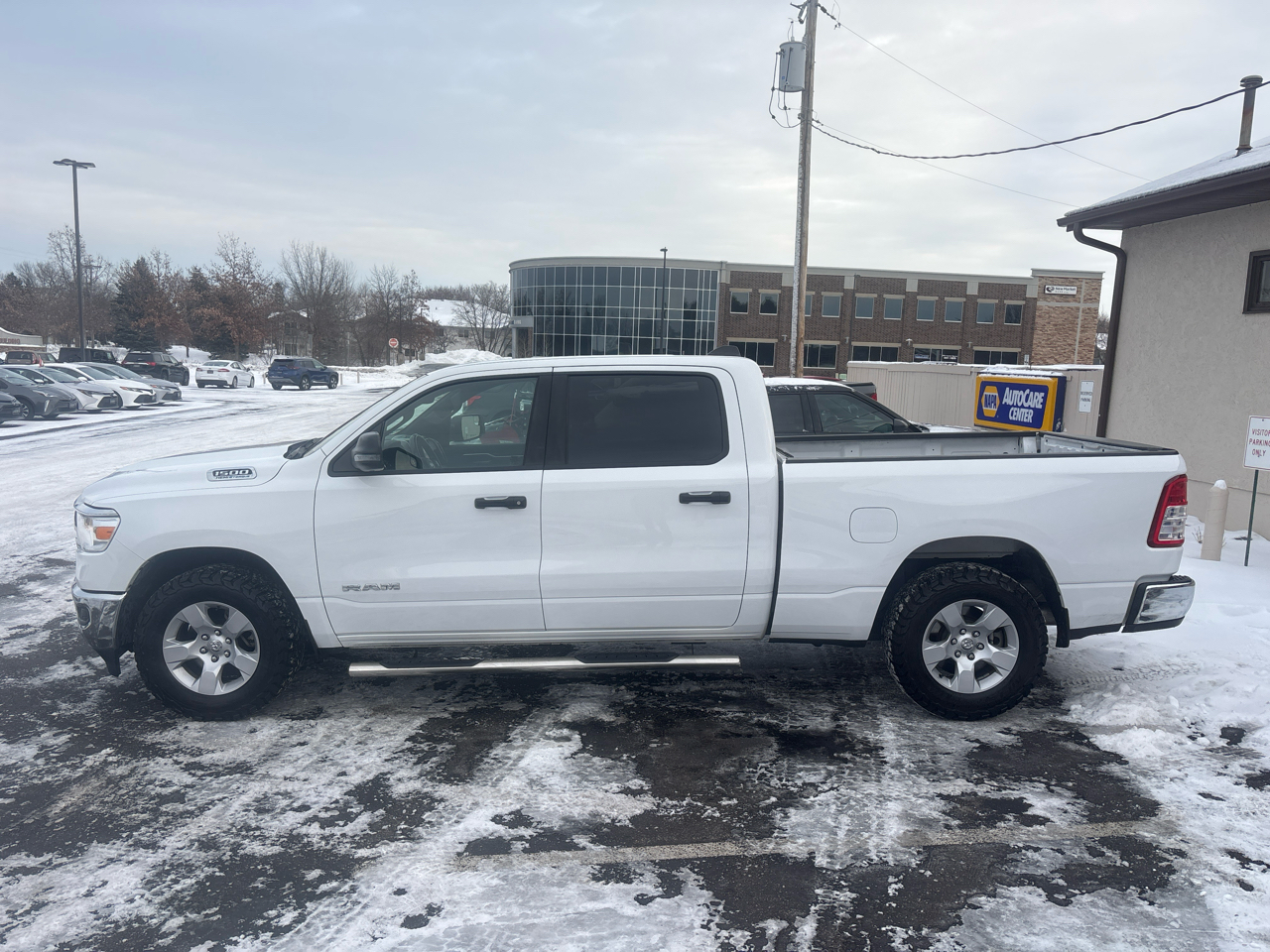RAM 1500 Lone Star 4x4 Crew Cab 6'4" Box 2023