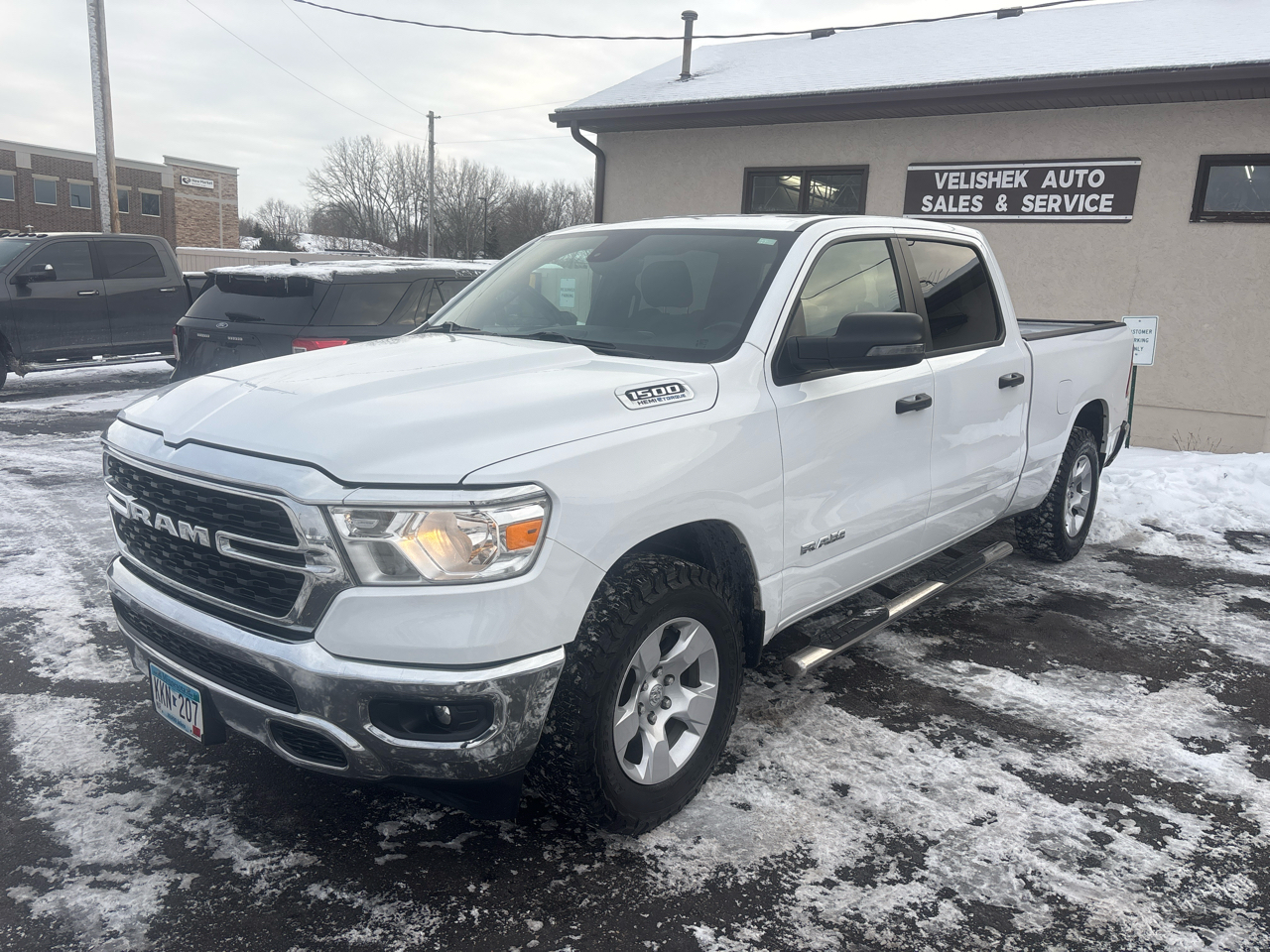 RAM 1500 Lone Star 4x4 Crew Cab 6'4" Box 2023