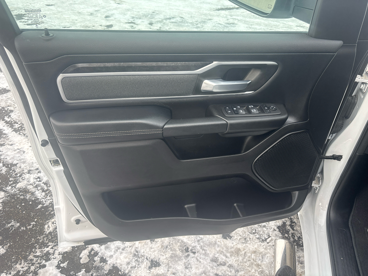 RAM 1500 Lone Star 4x4 Crew Cab 6'4" Box 2023