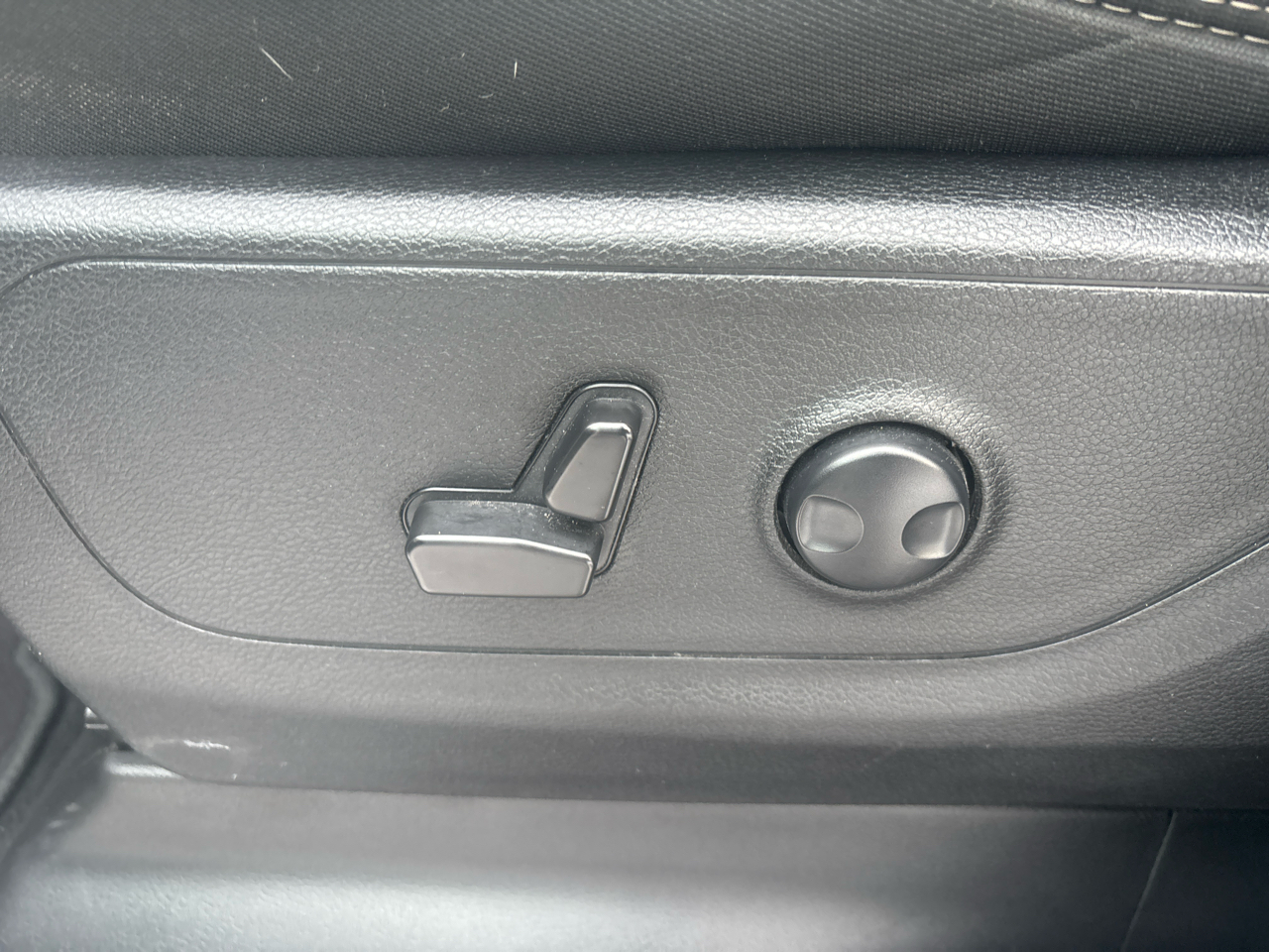 RAM 1500 Lone Star 4x4 Crew Cab 6'4" Box 2023