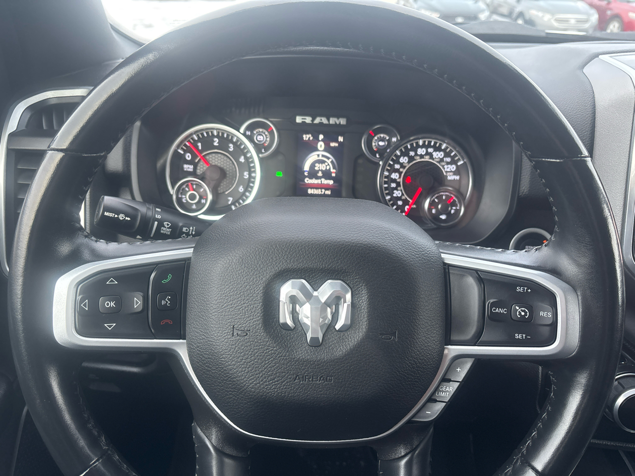 RAM 1500 Lone Star 4x4 Crew Cab 6'4" Box 2023