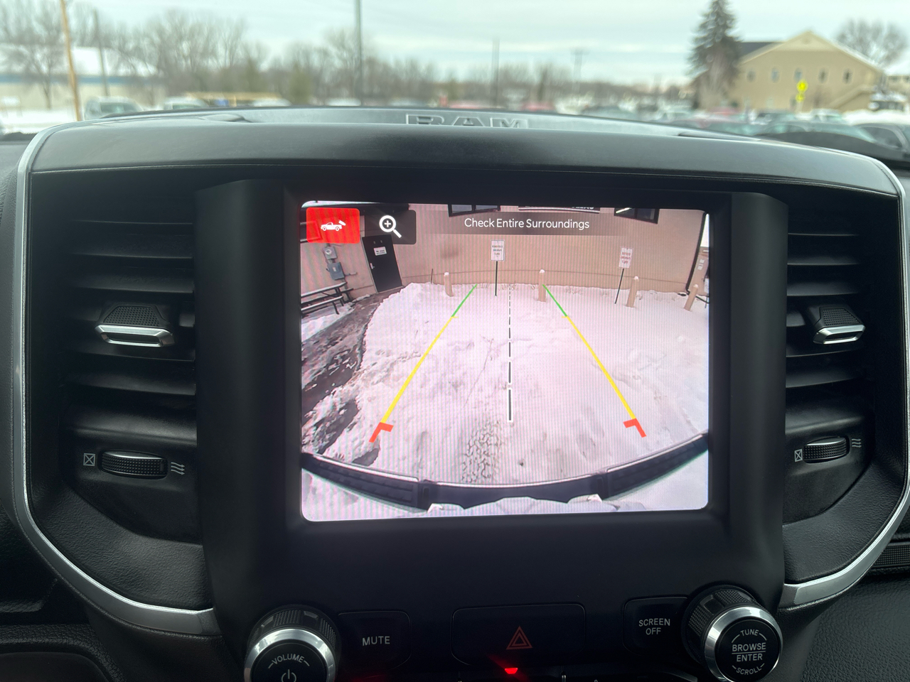 RAM 1500 Lone Star 4x4 Crew Cab 6'4" Box 2023