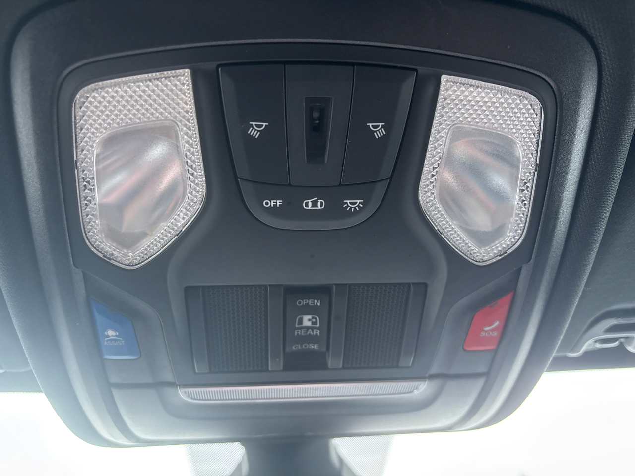 RAM 1500 Lone Star 4x4 Crew Cab 6'4" Box 2023