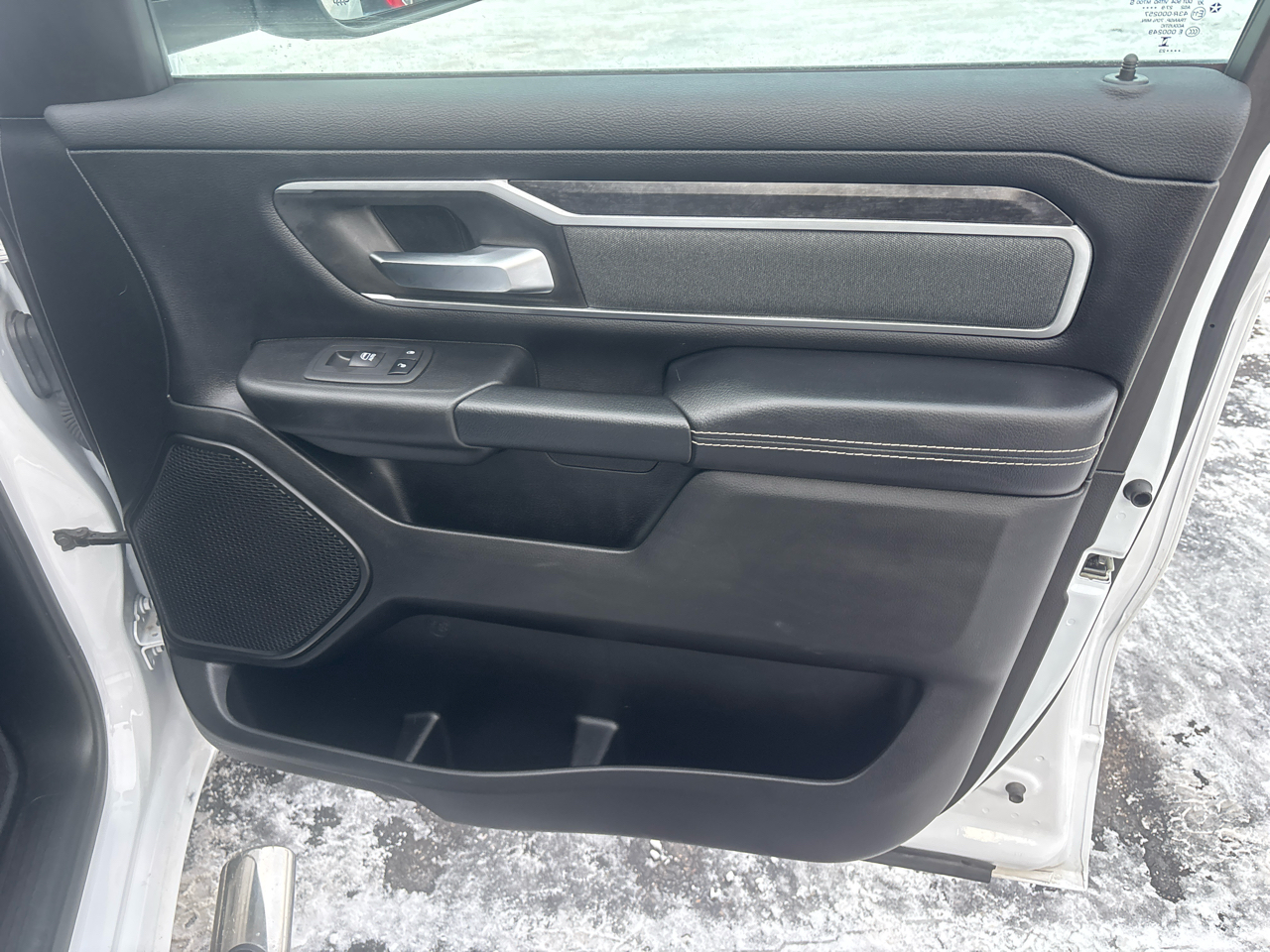 RAM 1500 Lone Star 4x4 Crew Cab 6'4" Box 2023