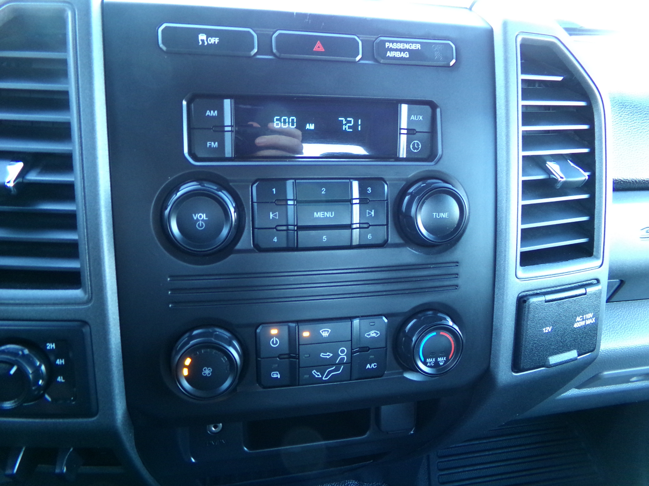 Ford Super Duty F-250 SRW XL 4WD SuperCab 8' Box 2019