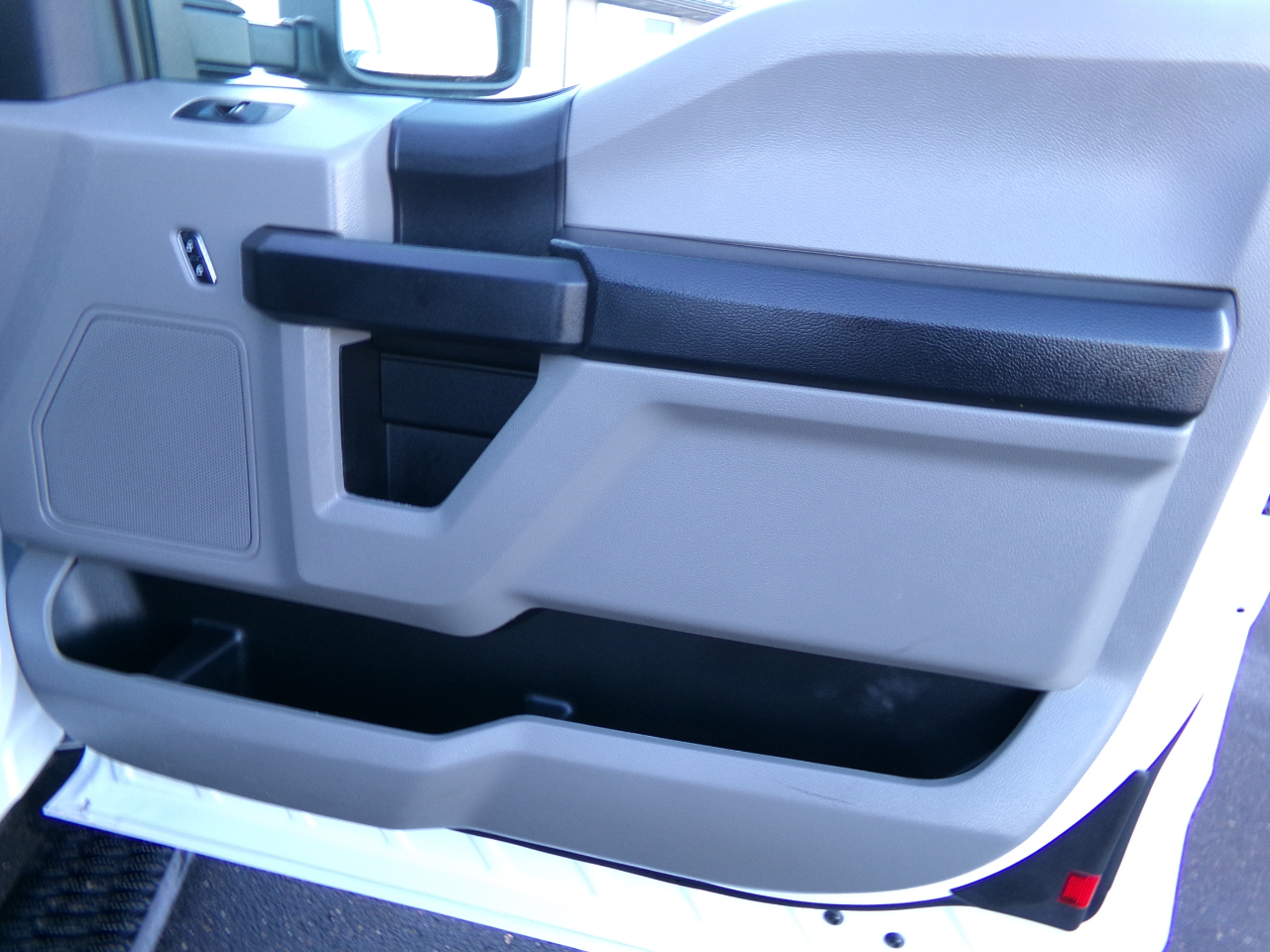 Ford Super Duty F-250 SRW XL 4WD SuperCab 8' Box 2019