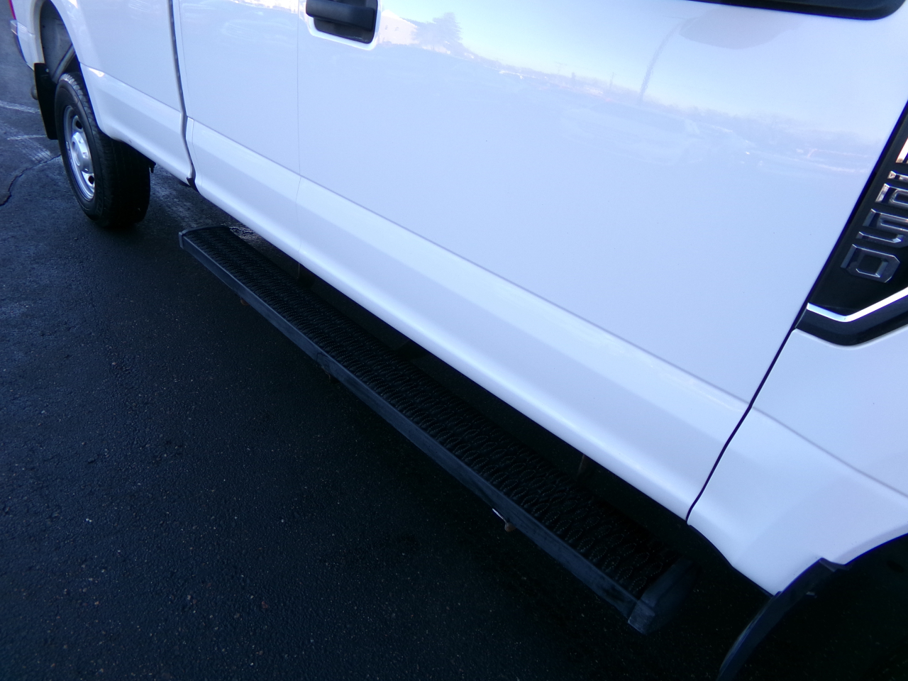 Ford Super Duty F-250 SRW XL 4WD SuperCab 8' Box 2019