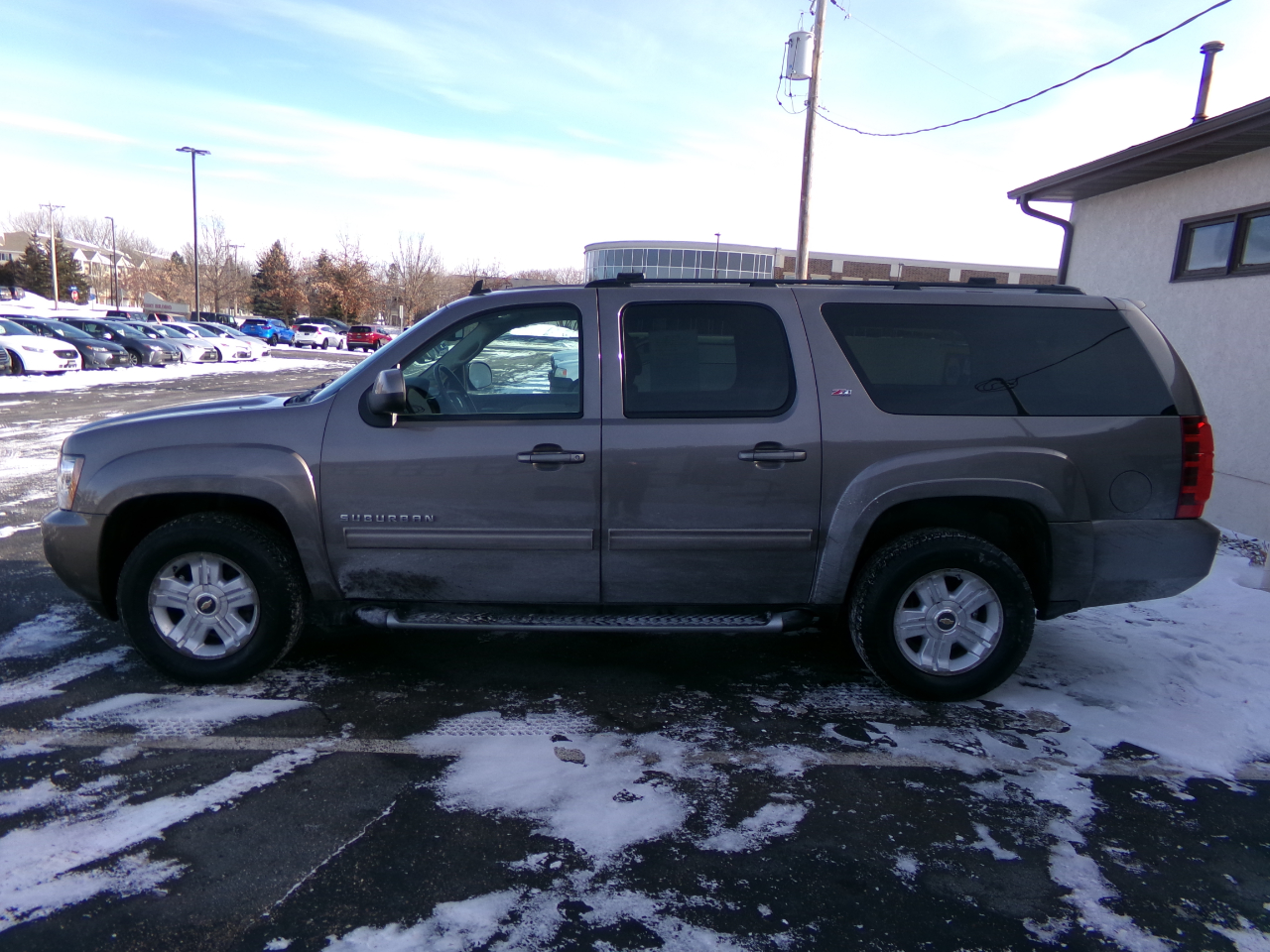 Chevrolet Suburban 4WD 4dr Z71 2011
