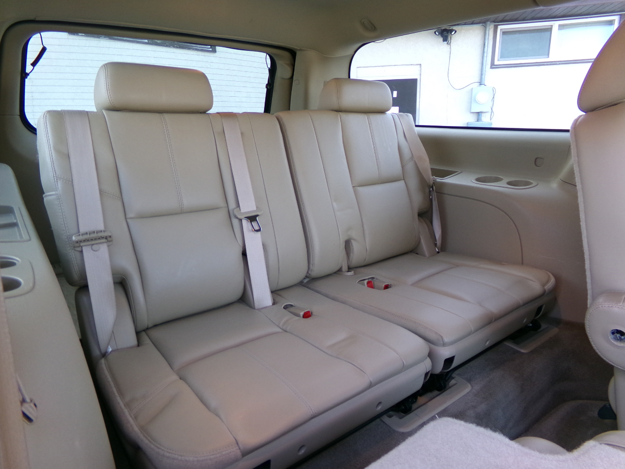 Chevrolet Suburban 4WD 4dr Z71 2011