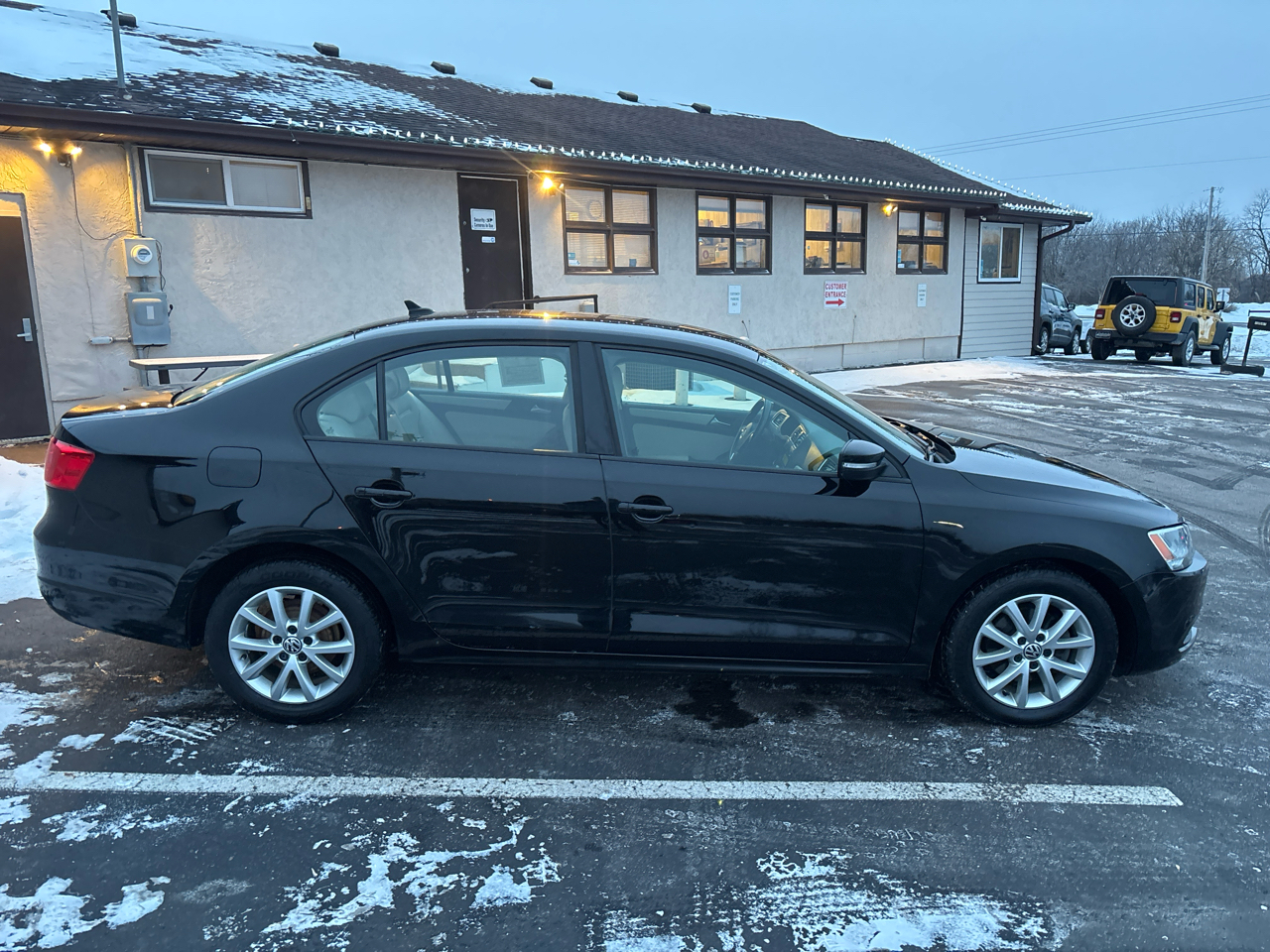 Volkswagen Jetta Sedan 4dr Auto SE PZEV 2012