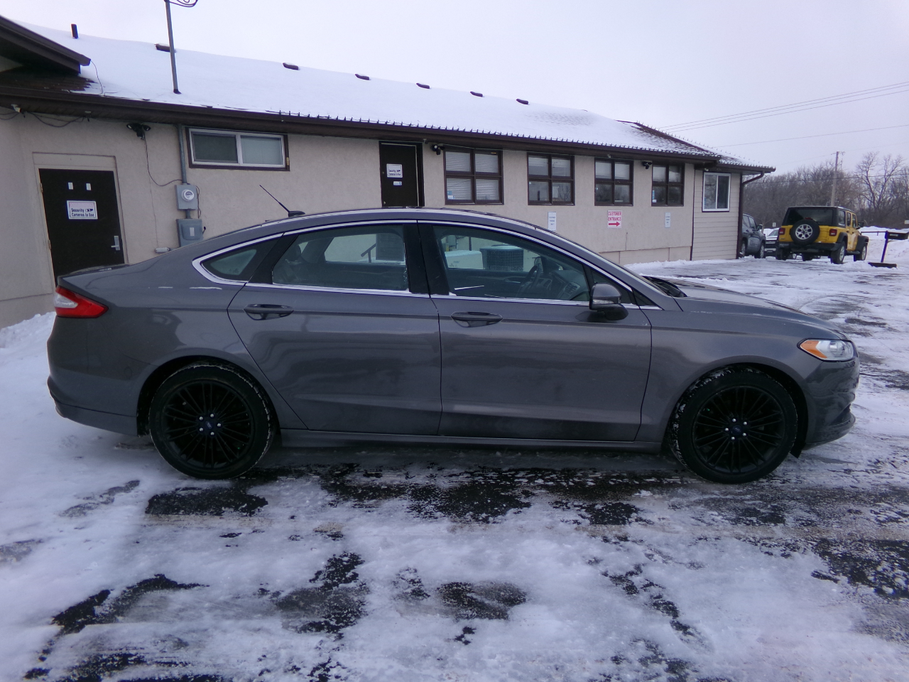 Ford Fusion 4dr Sdn SE FWD 2014