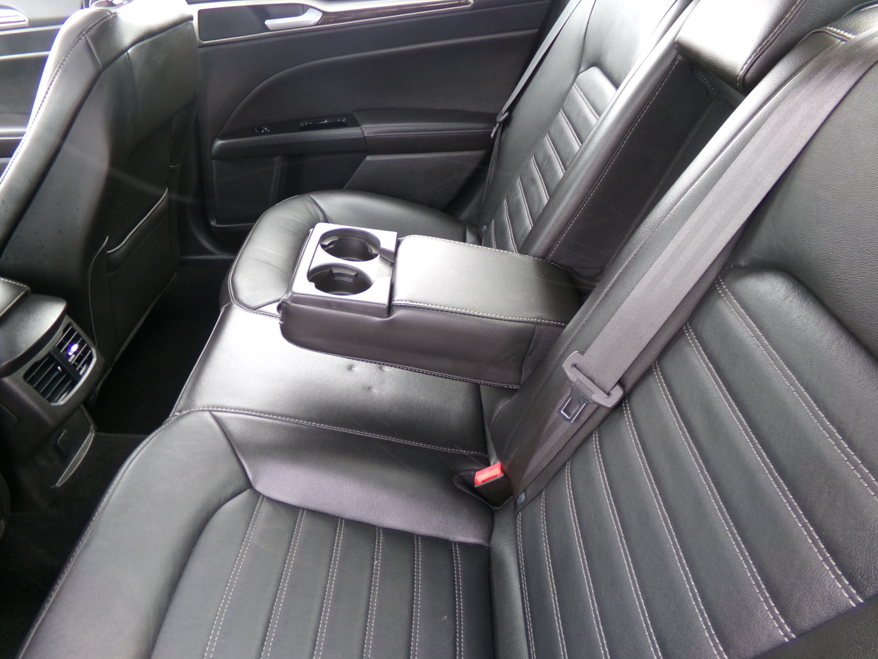 Ford Fusion 4dr Sdn SE FWD 2014