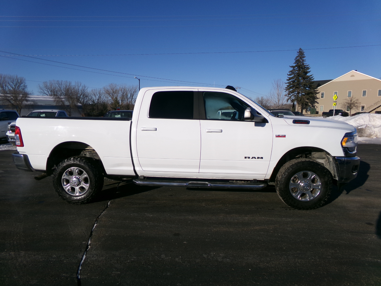 RAM 2500 Big Horn 4x4 Crew Cab 6'4" Box 2022
