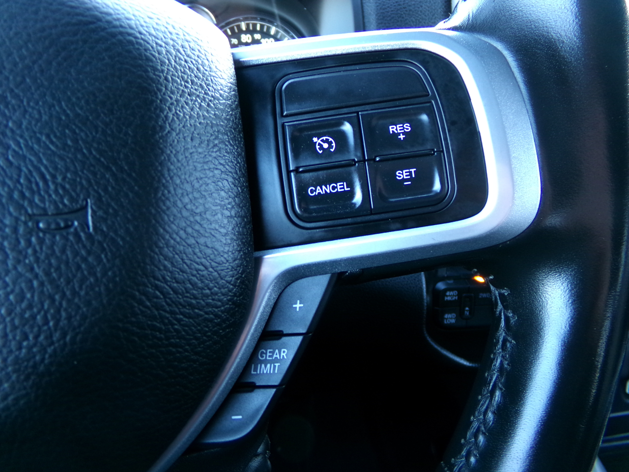 RAM 2500 Big Horn 4x4 Crew Cab 6'4" Box 2022