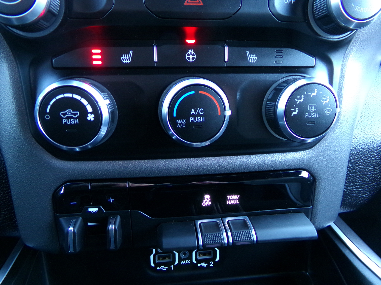 RAM 2500 Big Horn 4x4 Crew Cab 6'4" Box 2022