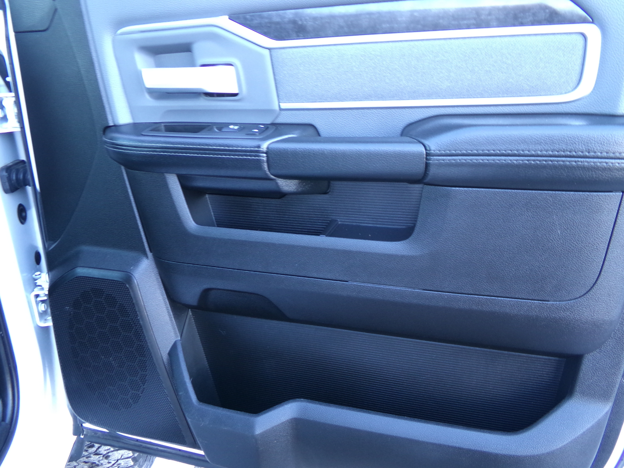 RAM 2500 Big Horn 4x4 Crew Cab 6'4" Box 2022