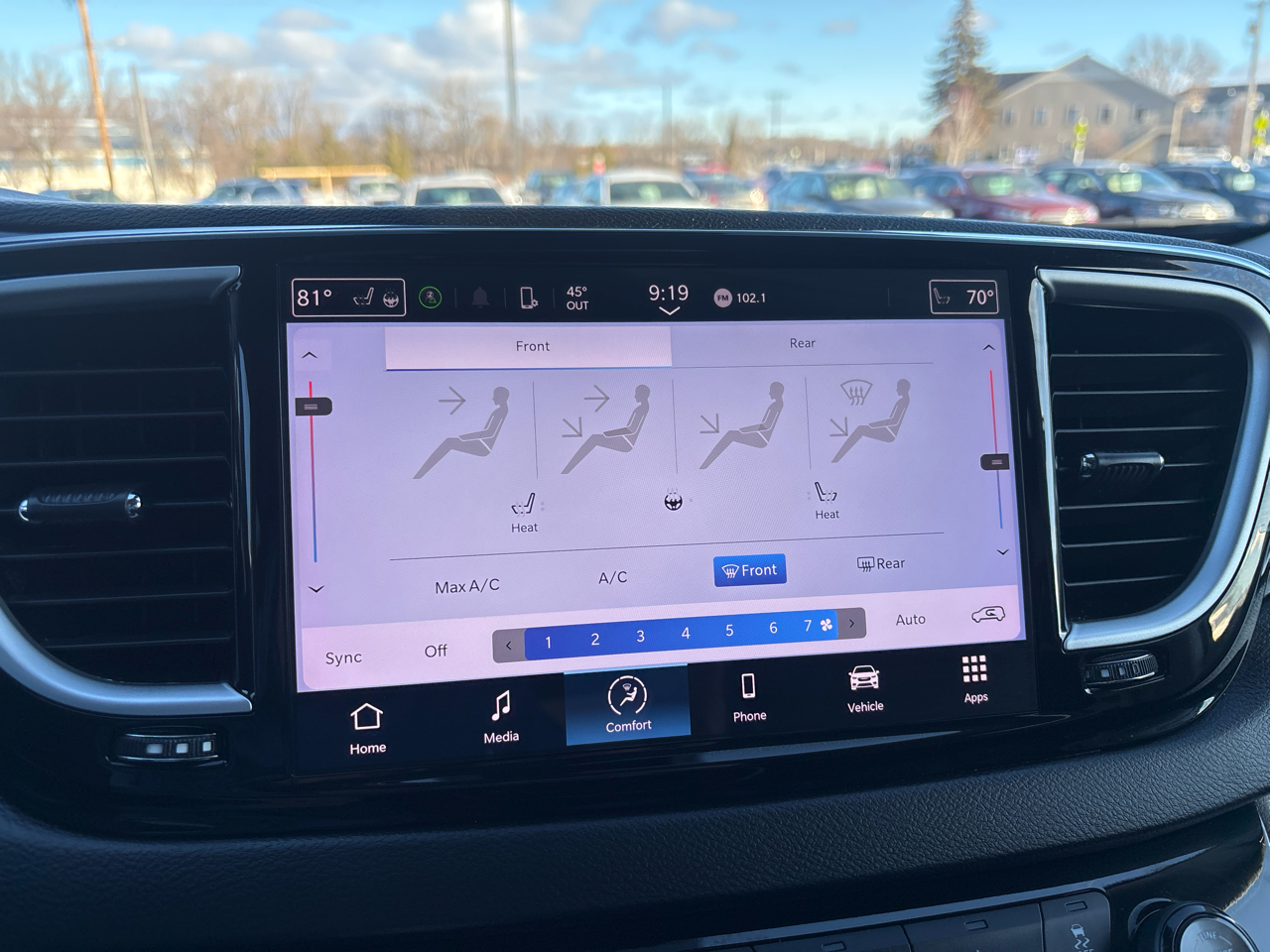 Chrysler Pacifica Touring L FWD 2023