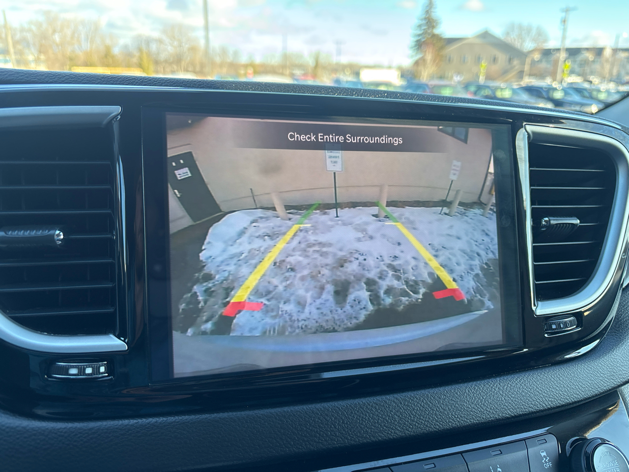 Chrysler Pacifica Touring L FWD 2023