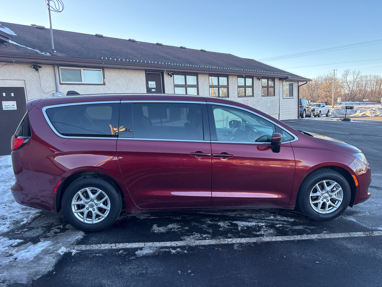 Chrysler Voyager LX FWD 2023