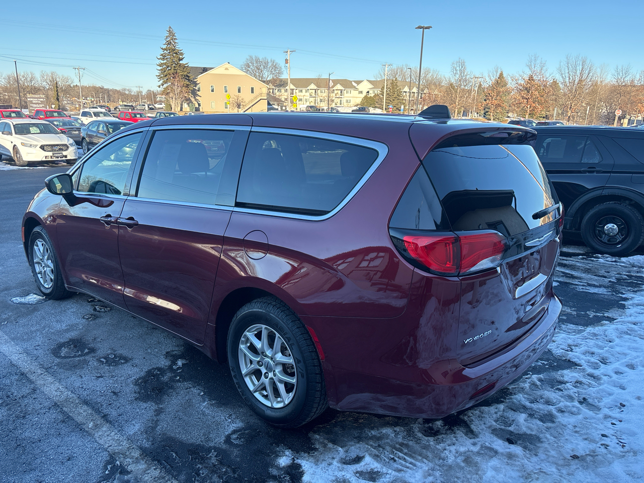 Chrysler Voyager LX FWD 2023