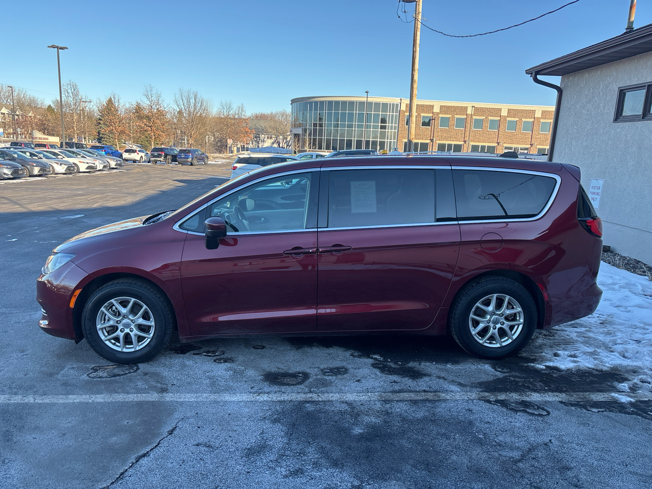 Chrysler Voyager LX FWD 2023