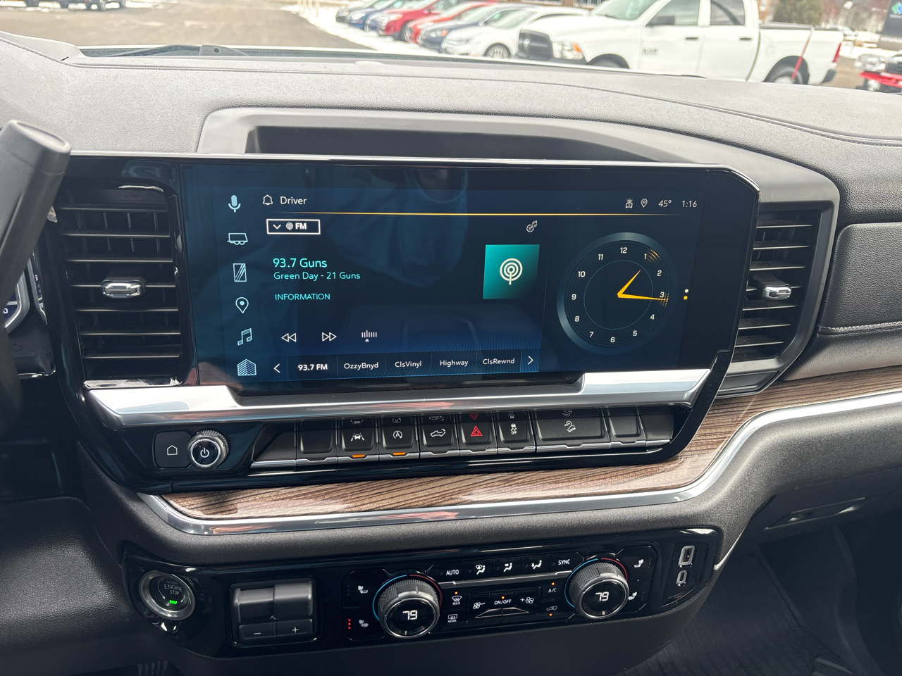 Chevrolet Silverado 1500 4WD Crew Cab 157" LT 2024