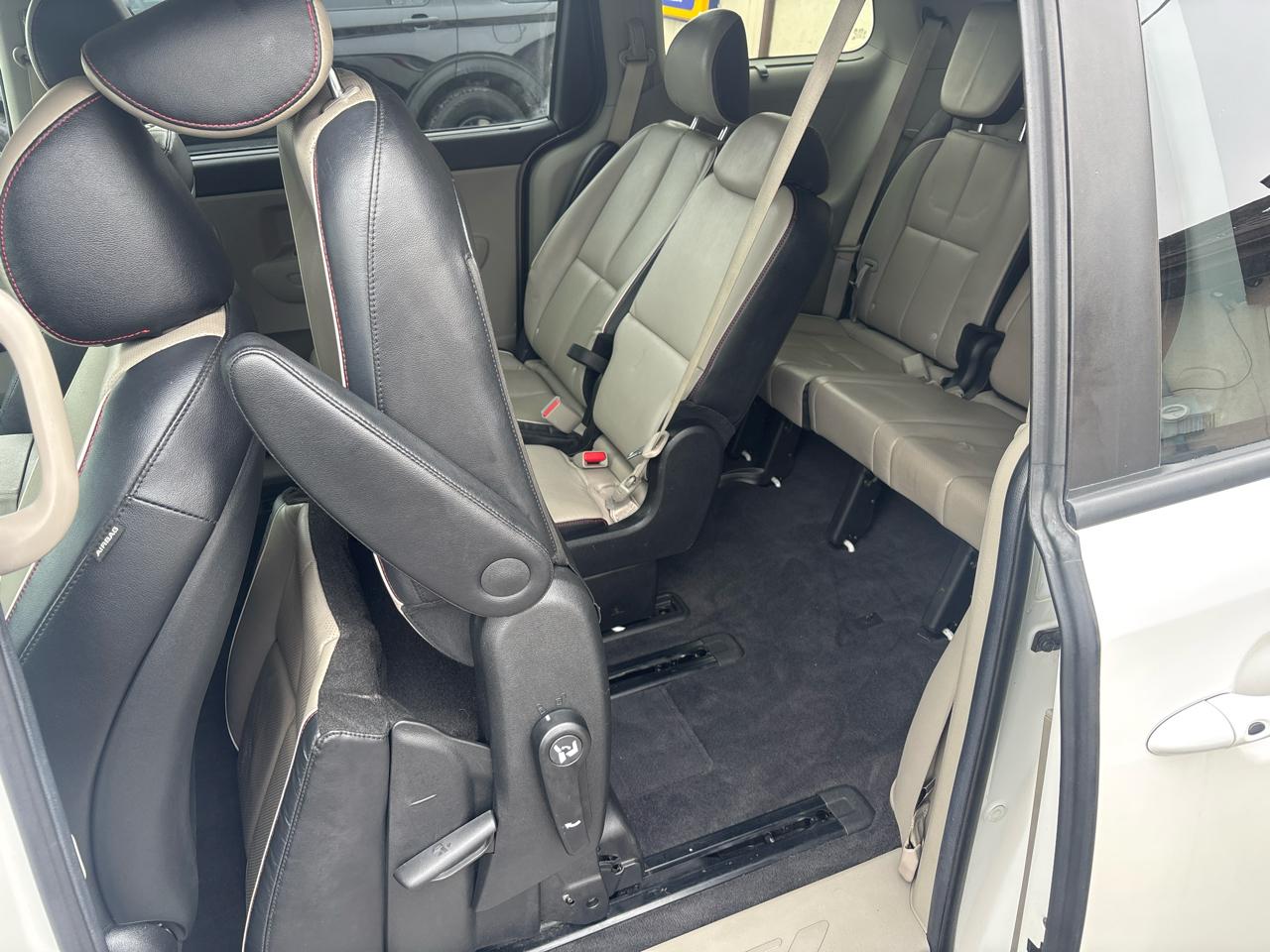 Kia Sedona EX FWD 2020