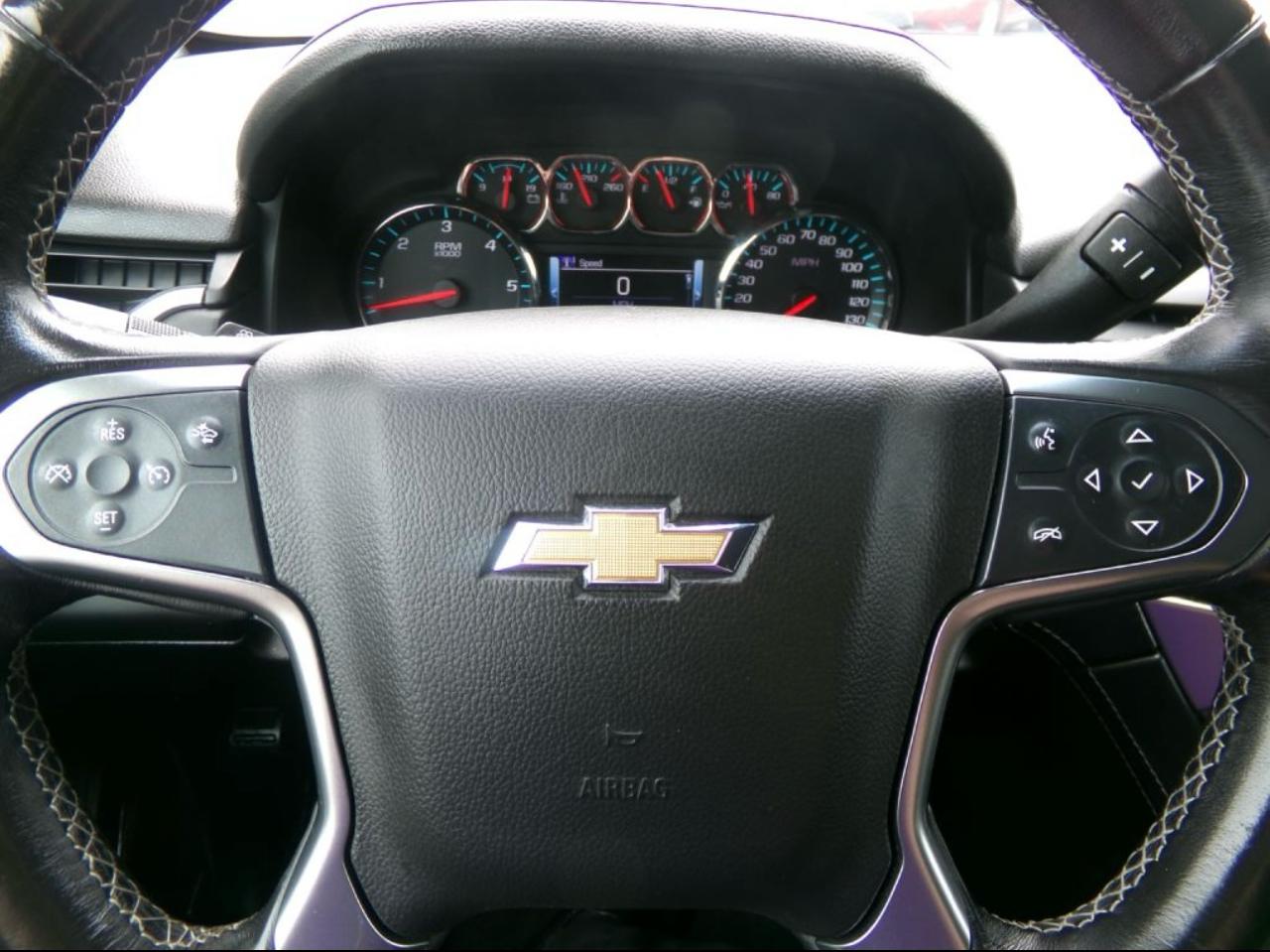 Chevrolet Suburban 4WD 4dr 1500 LT 2018