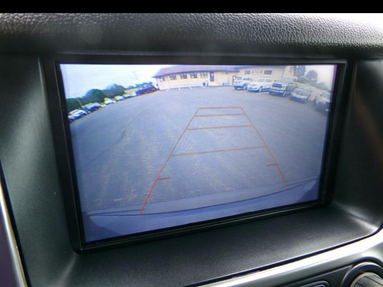 Chevrolet Suburban 4WD 4dr 1500 LT 2018