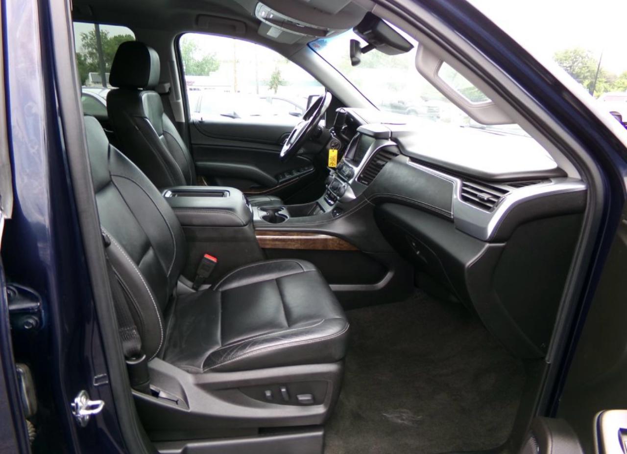 Chevrolet Suburban 4WD 4dr 1500 LT 2018