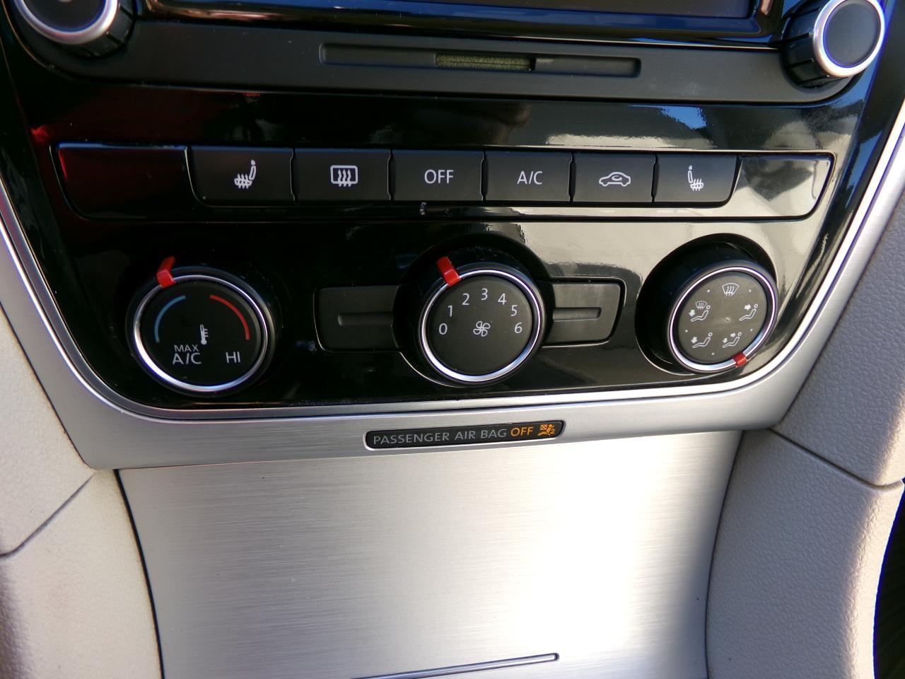 Volkswagen Passat  2013