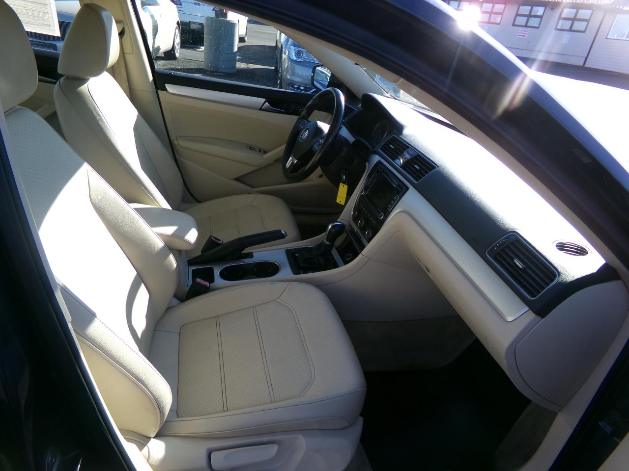 Volkswagen Passat  2013