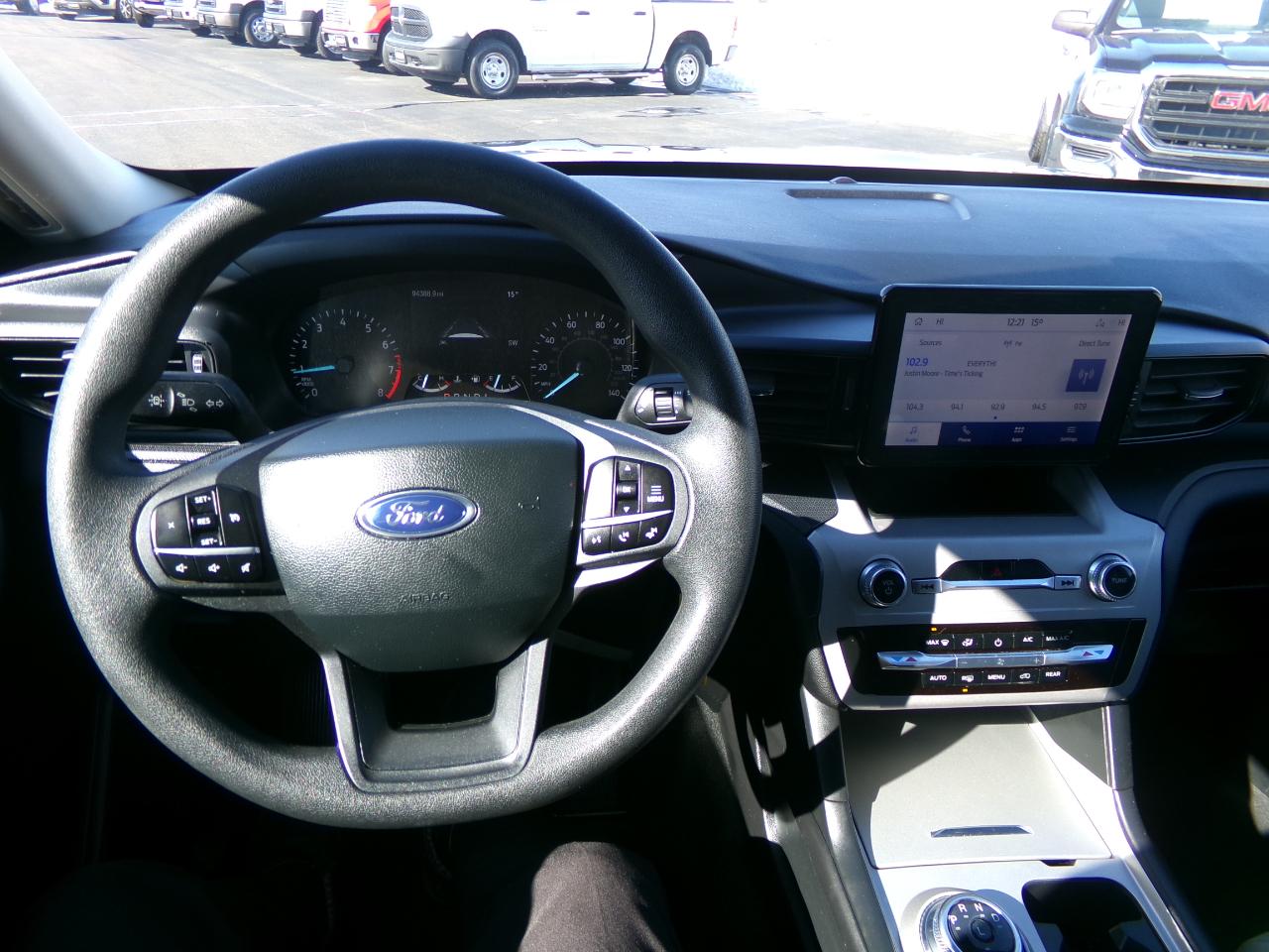 Ford Explorer Base 4WD 2023