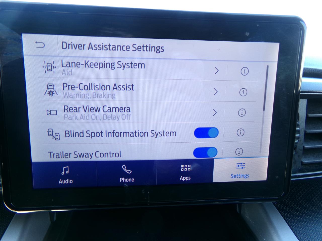 Ford Explorer Base 4WD 2023