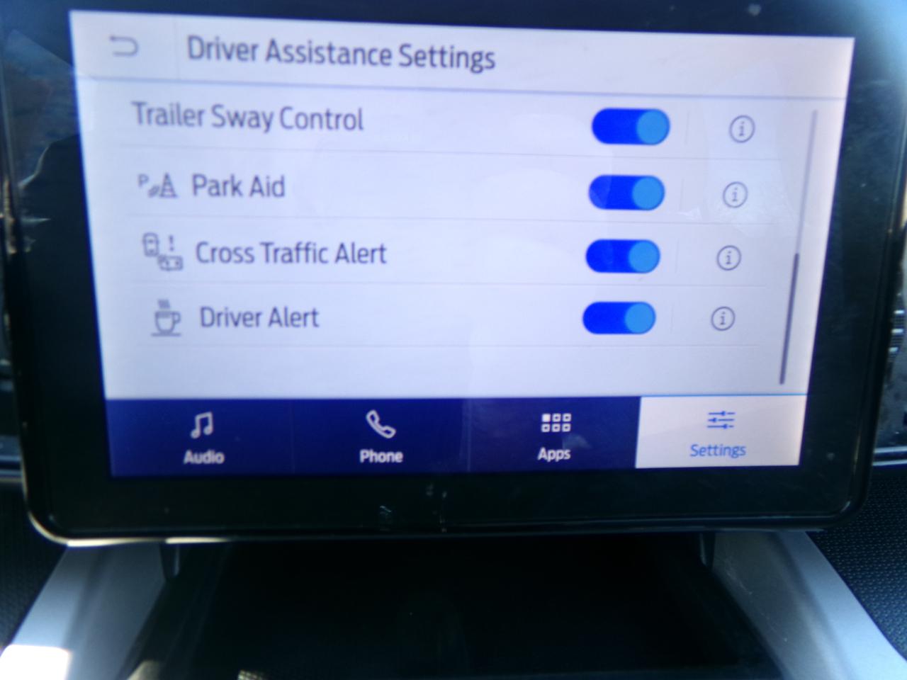 Ford Explorer Base 4WD 2023