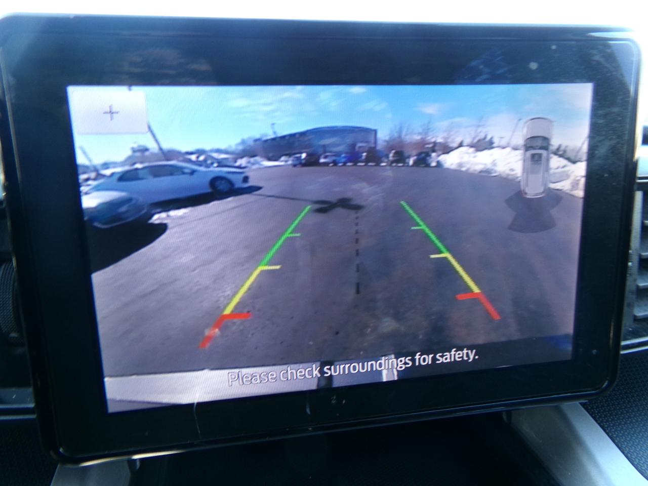 Ford Explorer Base 4WD 2023