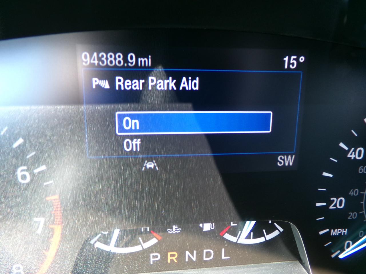 Ford Explorer Base 4WD 2023